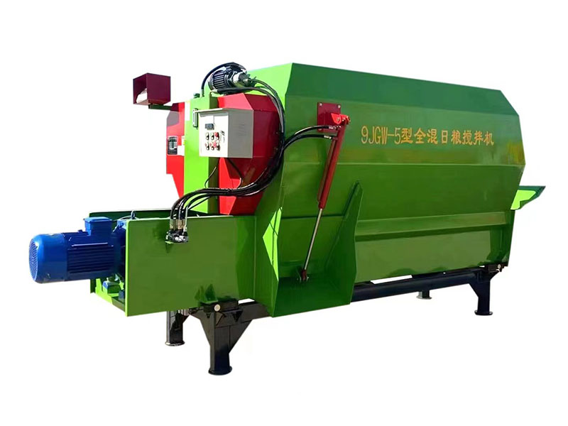 TMR全日糧機(jī) 牛羊拌草機(jī)